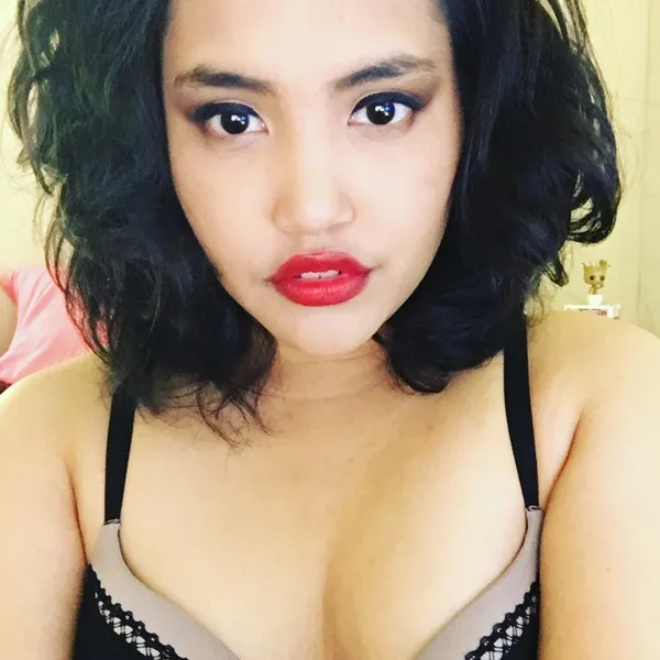 Live sex webcam photo for CupidsBoh #7466994