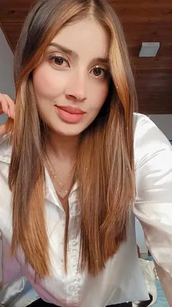 Live sex webcam photo for SophiLorenss #6099721