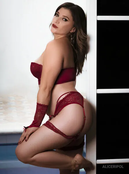 Live sex webcam photo for AliceRipol #5743226