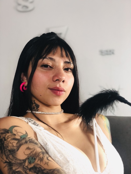 Live sex webcam photo for SaraAdamsss #6056296