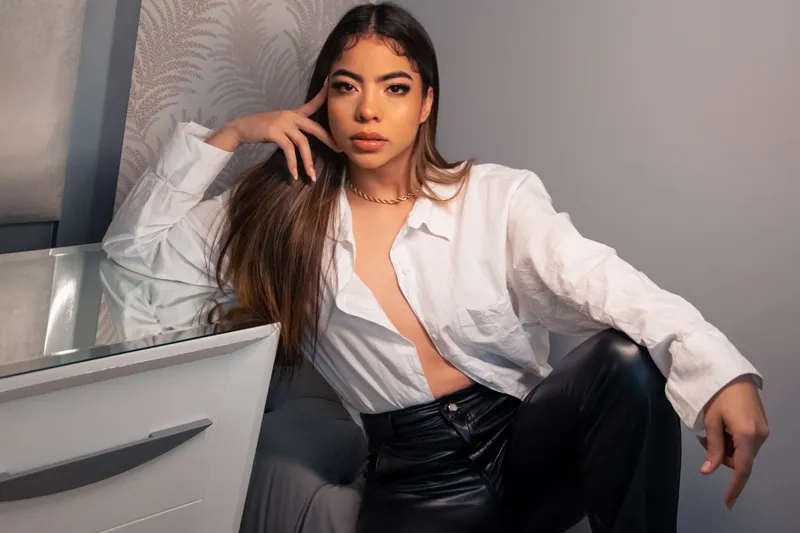 Live sex webcam photo for AlannaOwens #5737849