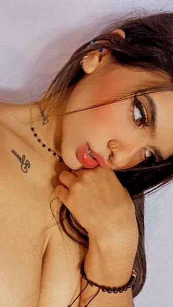 Live sex webcam photo for SofiaaNovoa #5896068