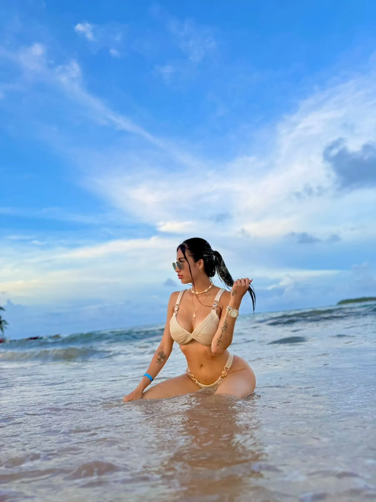 Live sex webcam photo for LiindsyGreenn #8013383