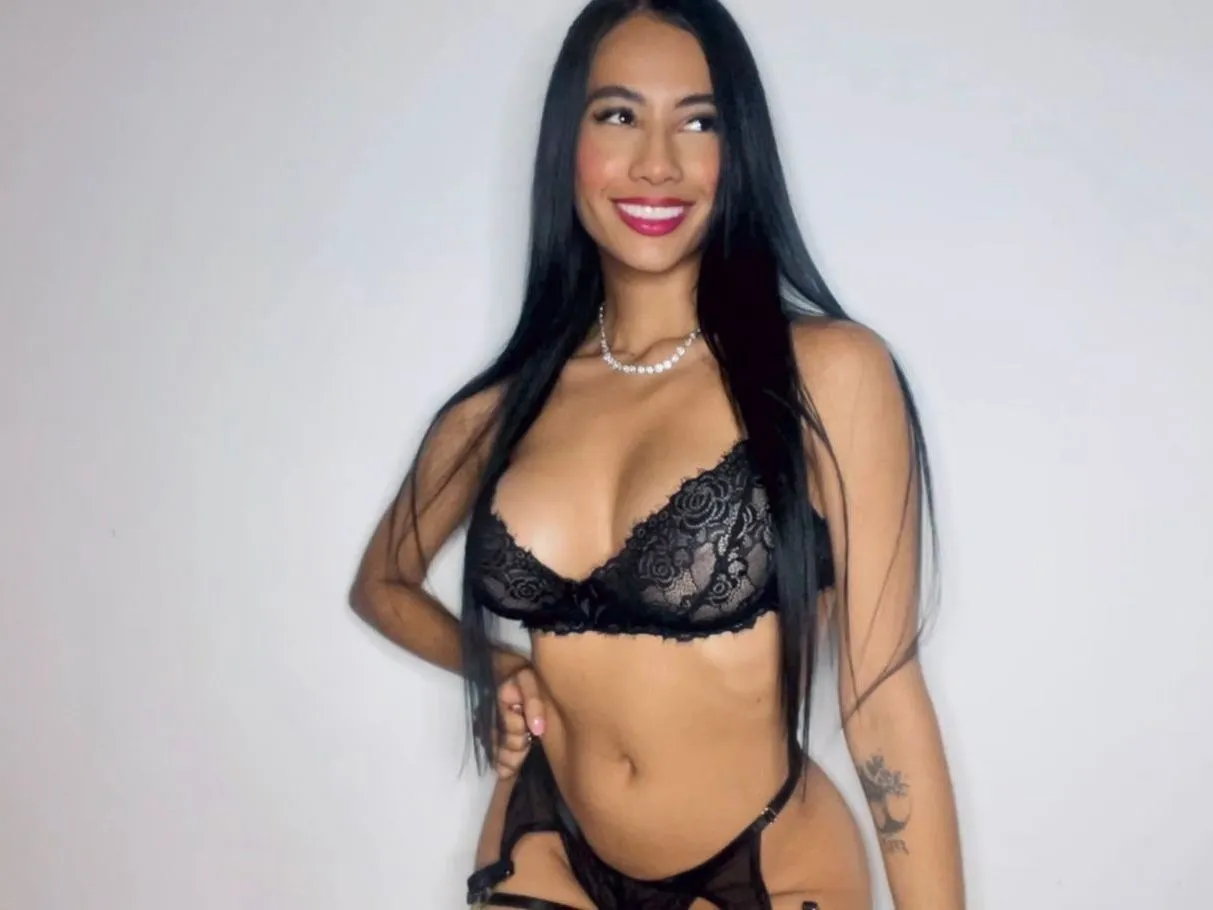 Live sex webcam photo for LiindsyGreenn #5839101