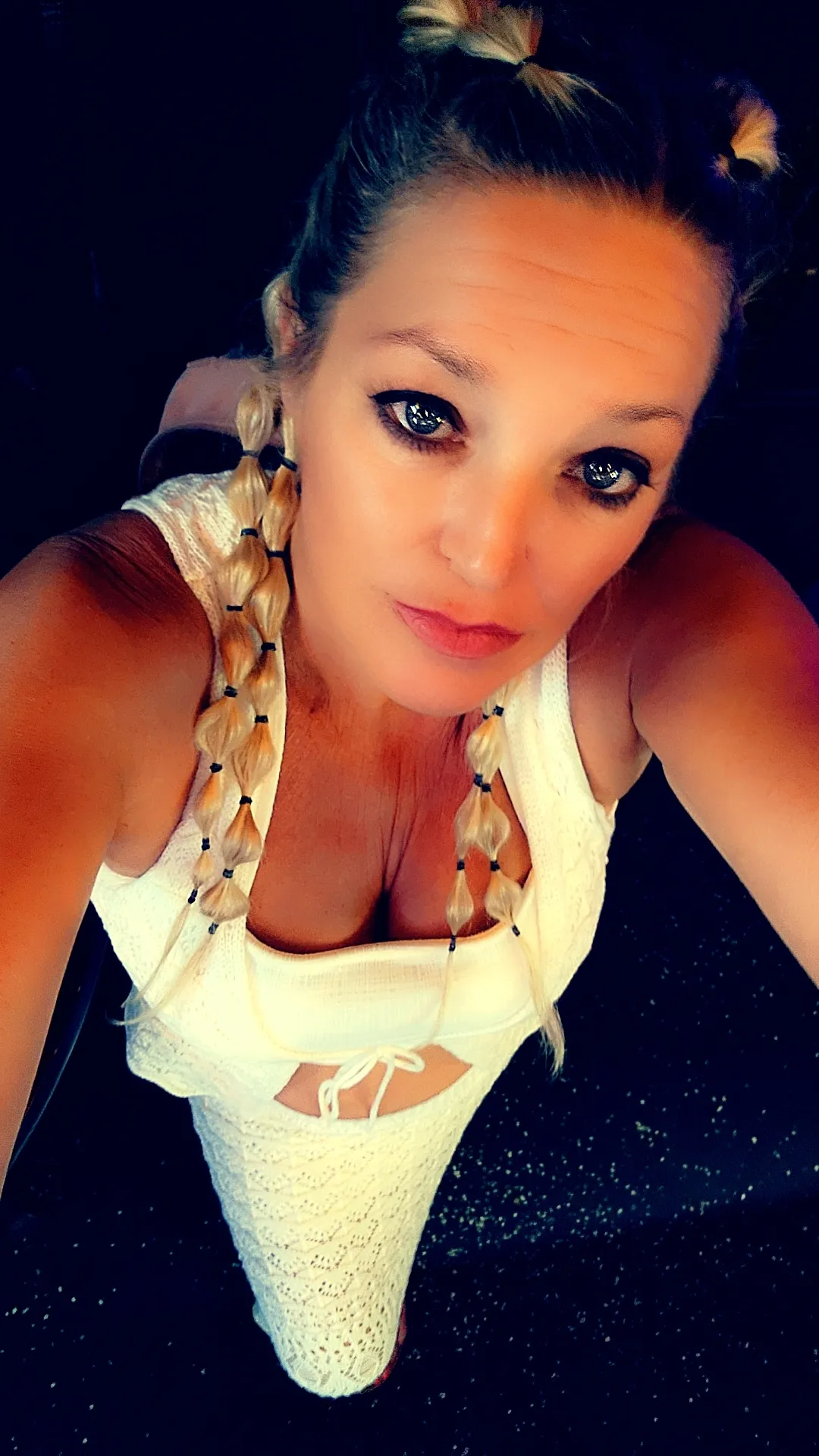 Live sex webcam photo for CaliStar23 #7345705