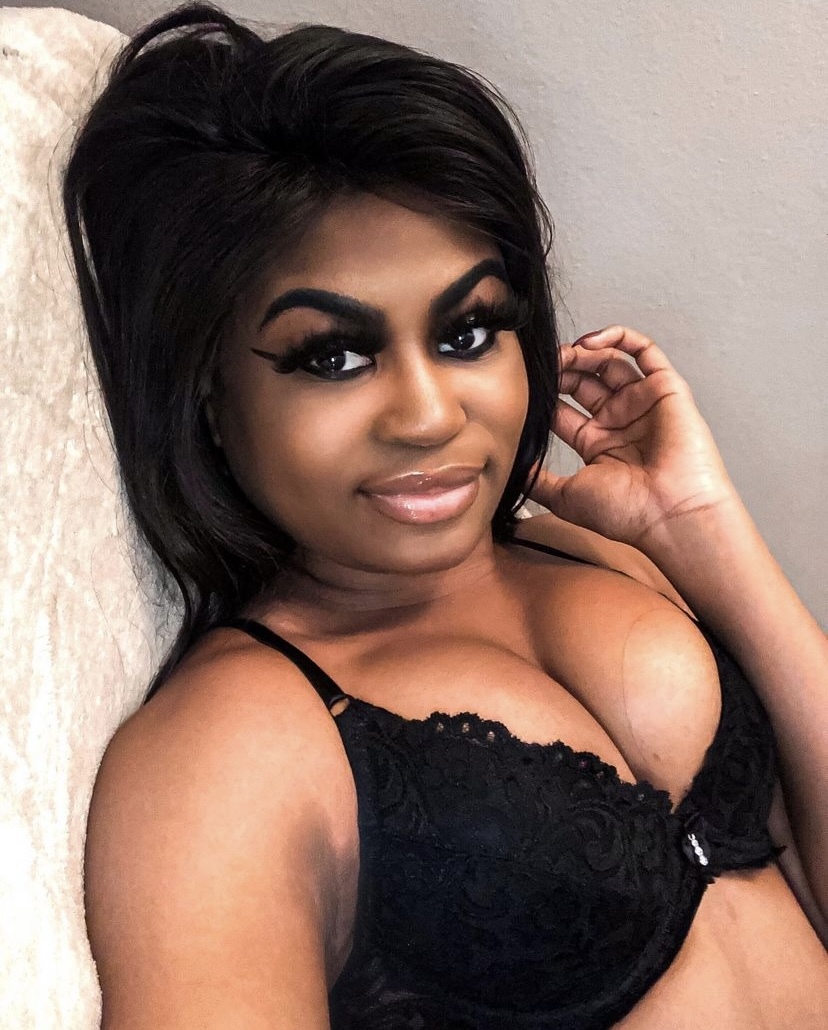 Live sex webcam photo for JasmineLinley #7469098