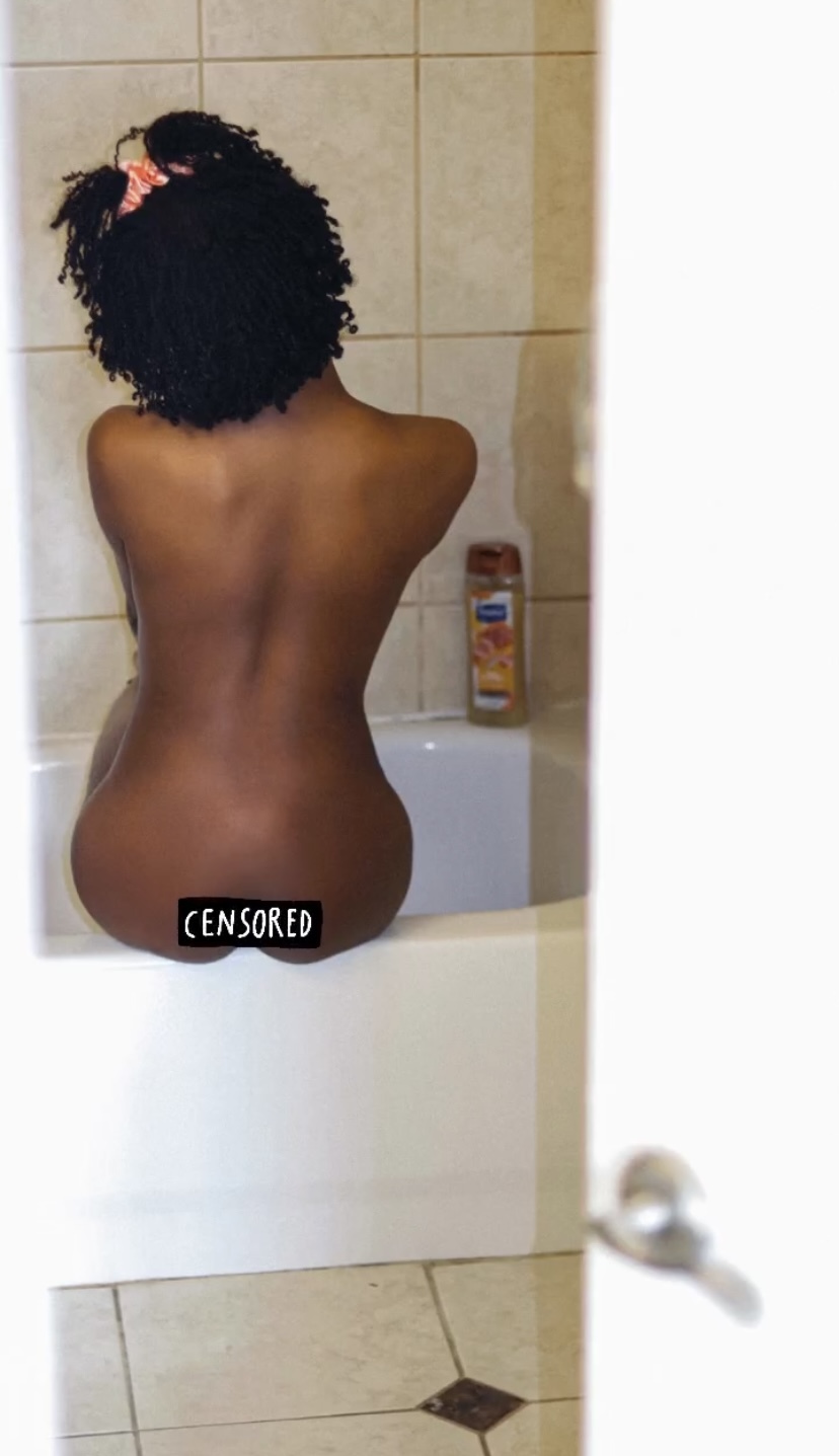 Live sex webcam photo for JasmineLinley #7469111