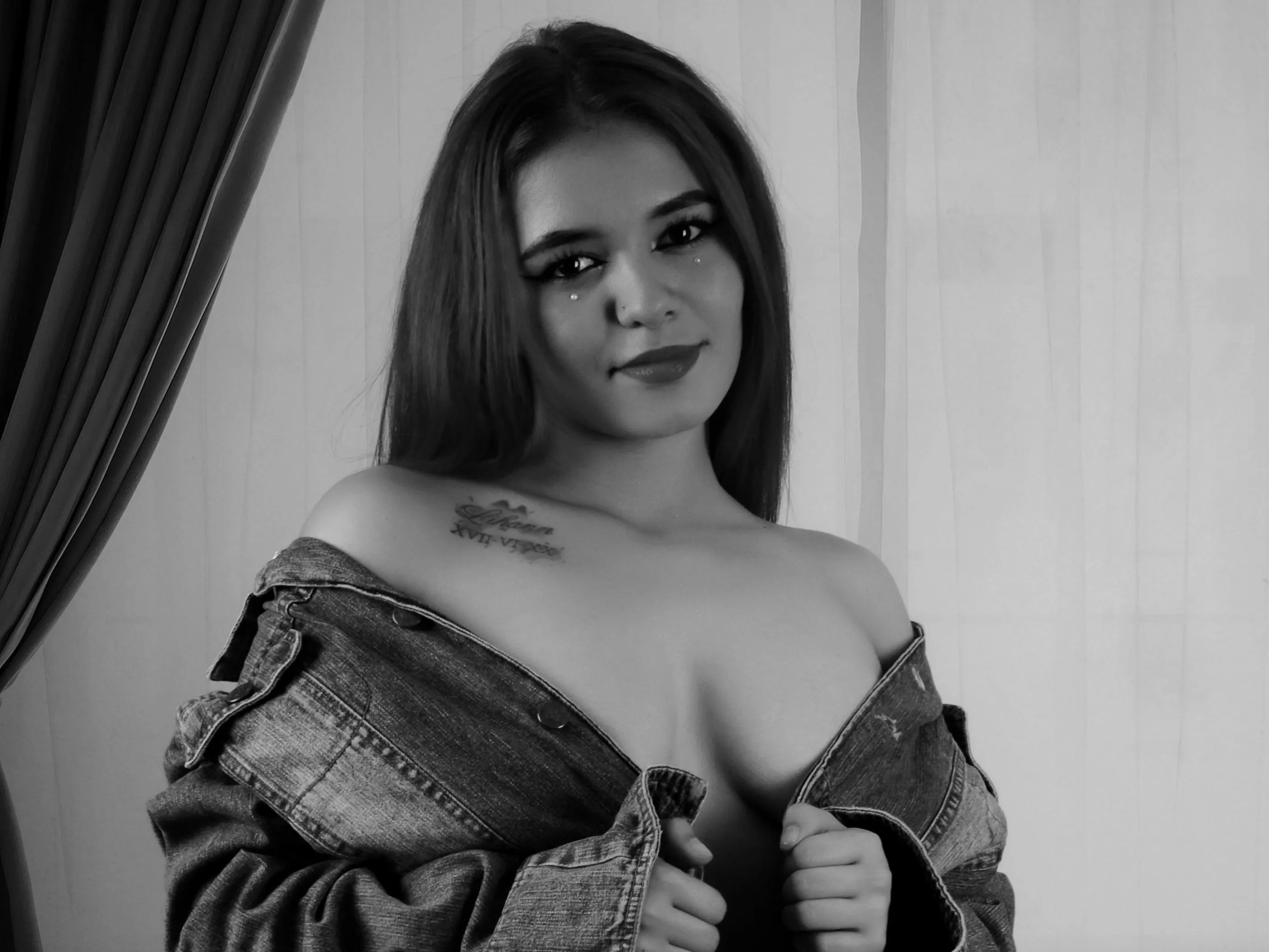 Live sex webcam photo for aradasmith33 #5784900