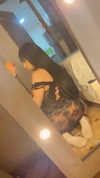 Live sex webcam photo for BabyyShelly #5749155