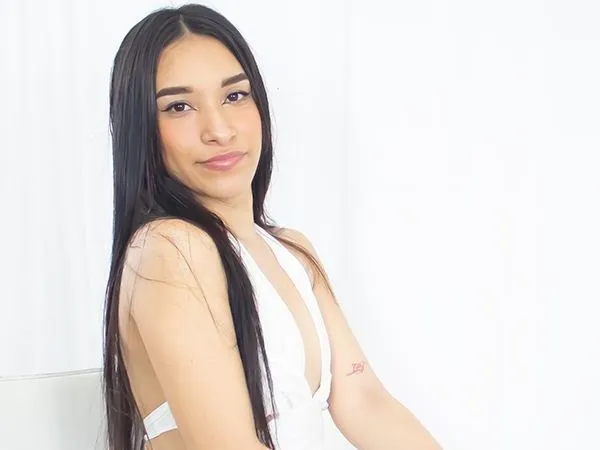 Live sex webcam photo for LittleC4ndy #5848990