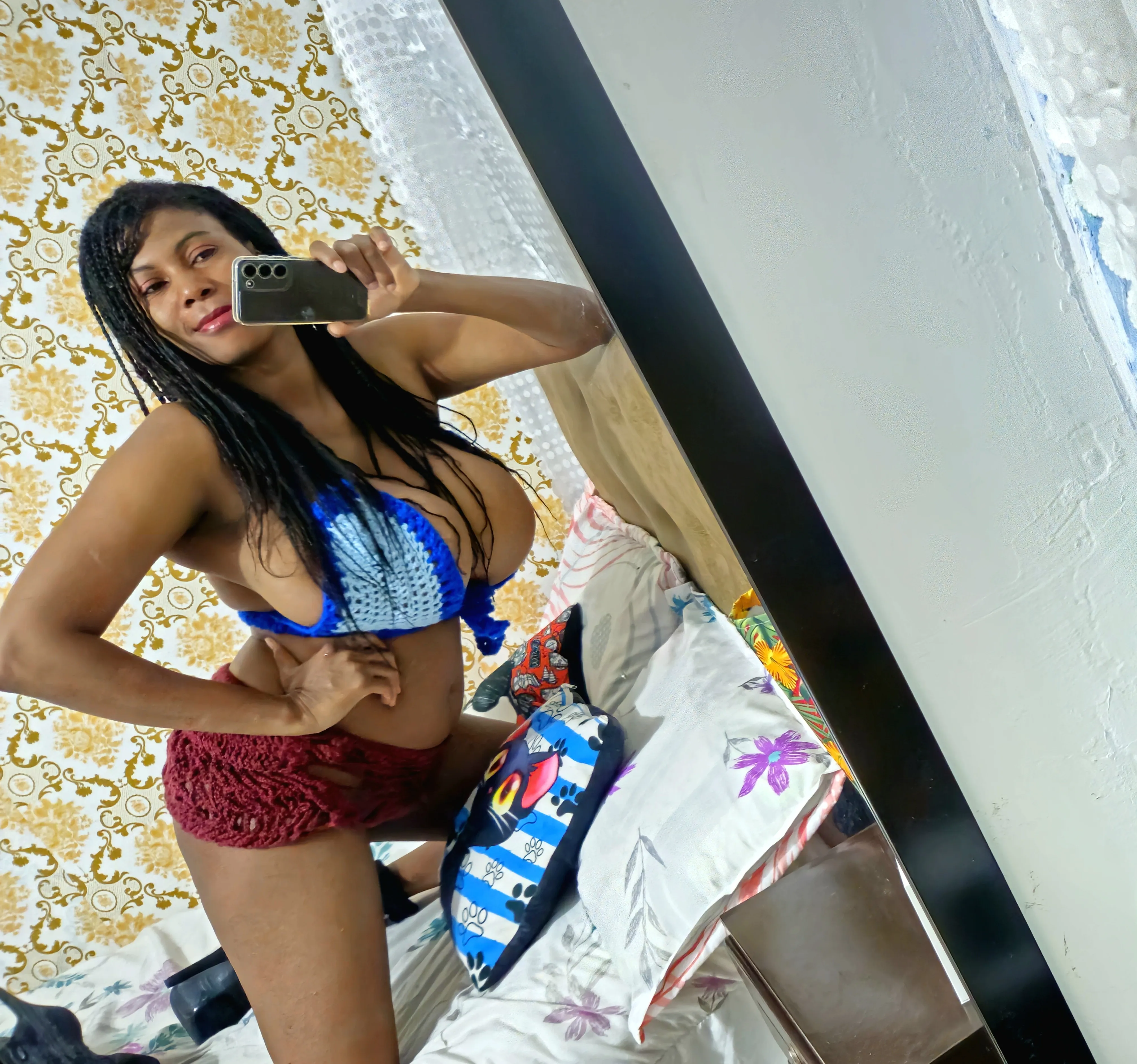 Live sex webcam photo for DianneHalle19 #8056108