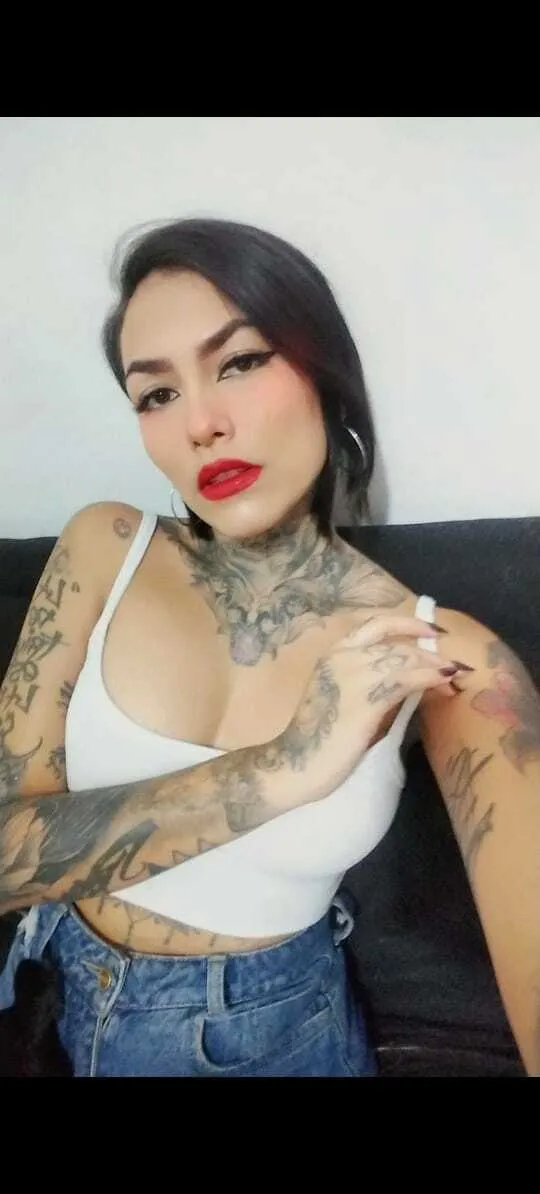 Live sex webcam photo for ABRILFACCINI #7858861