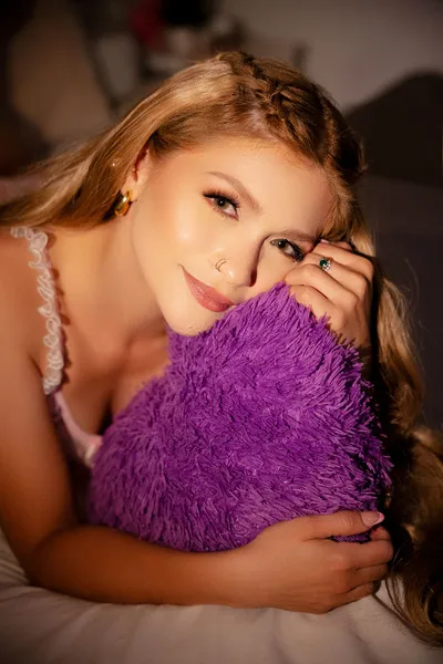 Live sex webcam photo for MilaMaranello #6234364