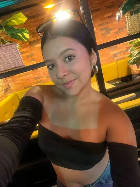 Live sex webcam photo for Danisskaf #6294529