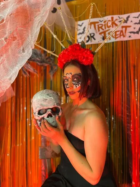 Live sex webcam photo for VickySkinny #6523068