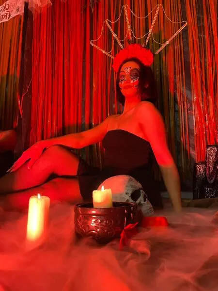 Live sex webcam photo for VickySkinny #6523067