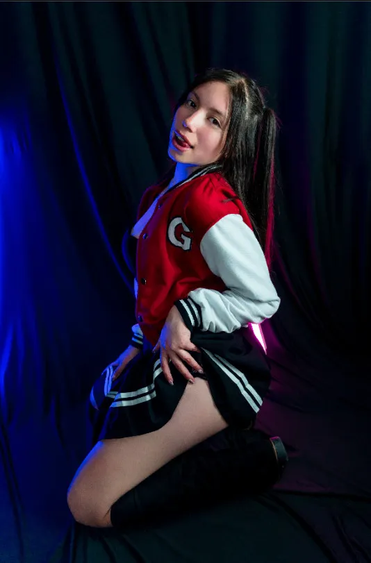 Live sex webcam photo for Kattysnow #7456448