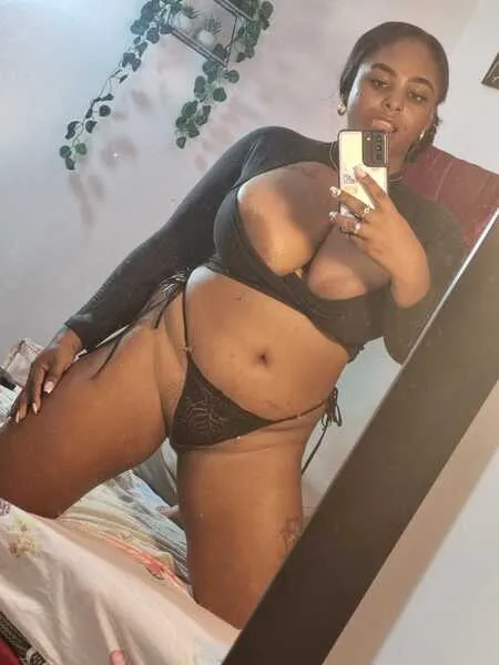 Live sex webcam photo for harleyEvanss #7334819