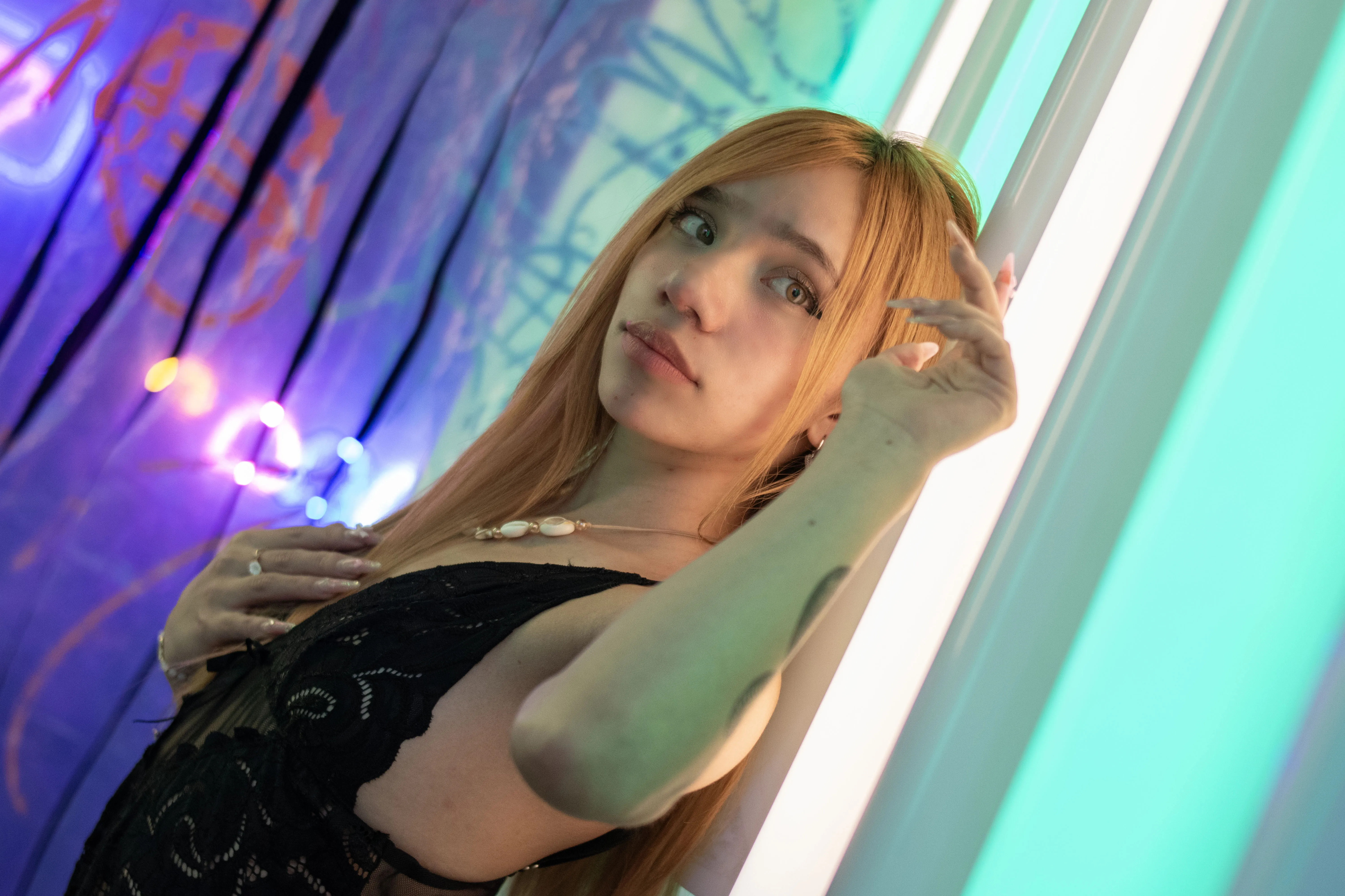 Live sex webcam photo for KittyRoses #7885018