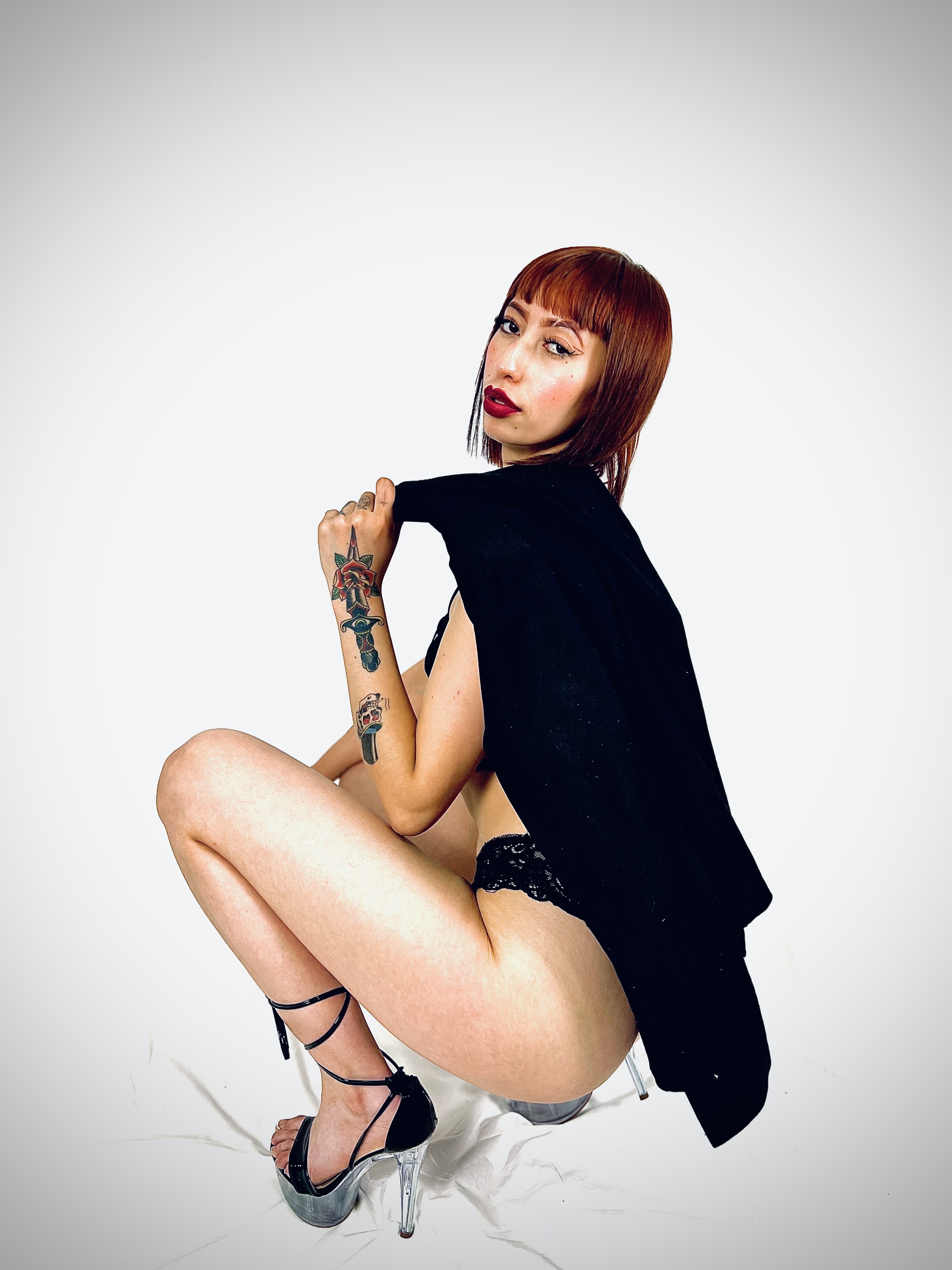 Live sex webcam photo for LilithCooperr #7199127