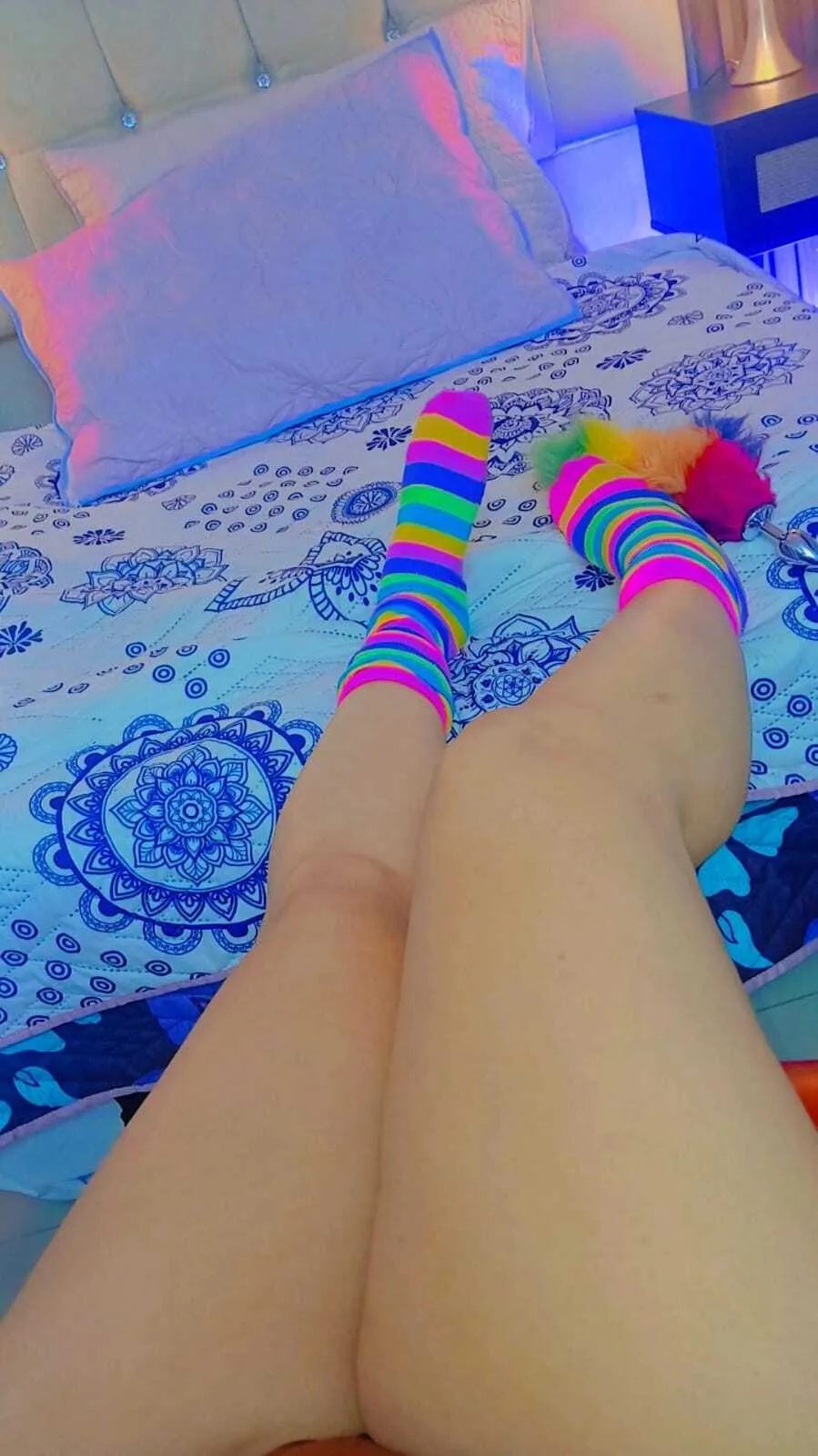 Live sex webcam photo for OlivaFoxx19 #8383428