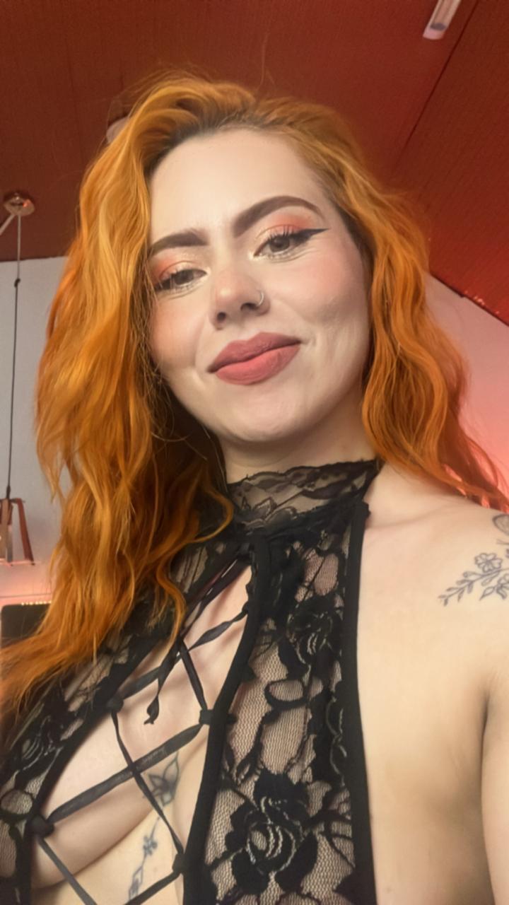 Live sex webcam photo for Dulcecharlottee #7782428