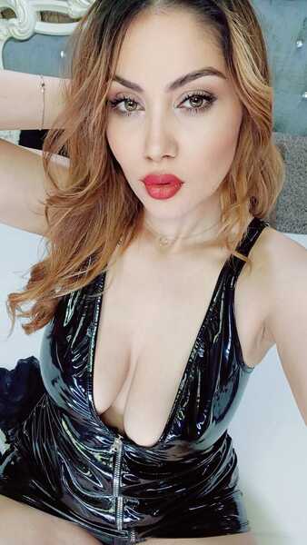 Live sex webcam photo for CataleyaRowan #5859536