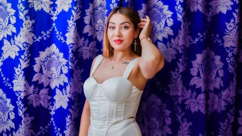 Live sex webcam photo for CataleyaRowan #5859530