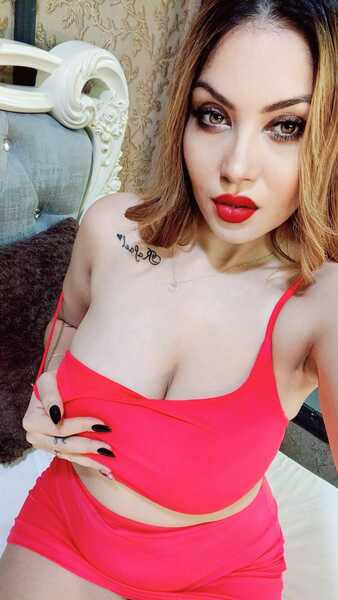 Live sex webcam photo for CataleyaRowan #6061933