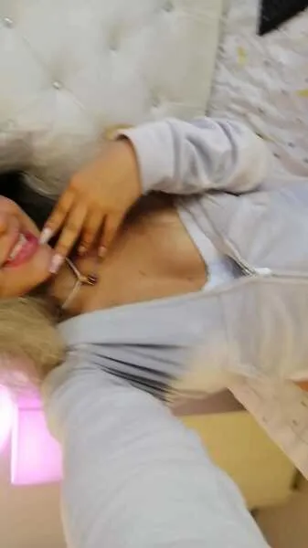 Live sex webcam photo for MaartinaSoler #6062375