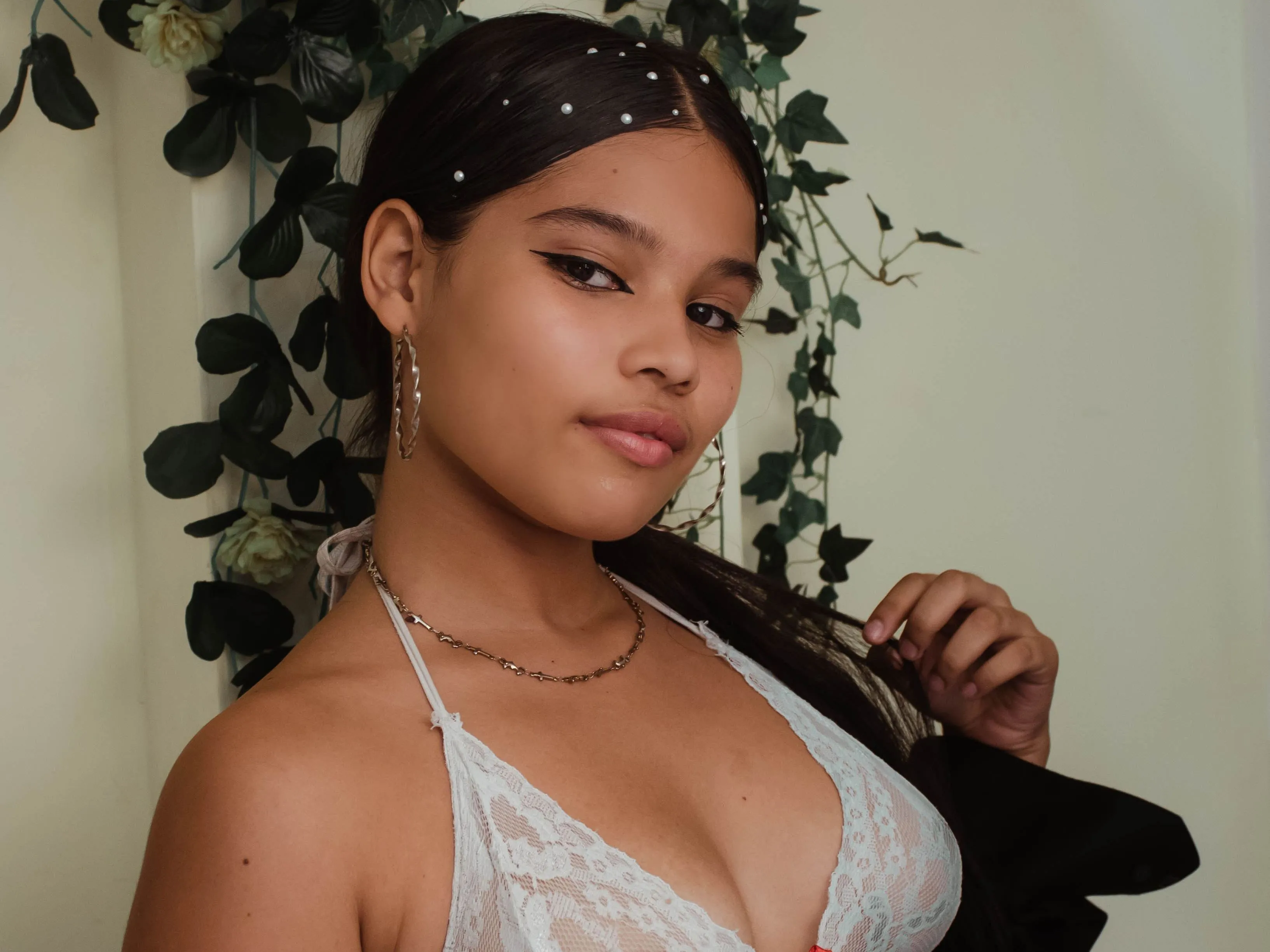 Live sex webcam photo for LAURENUP #5792249