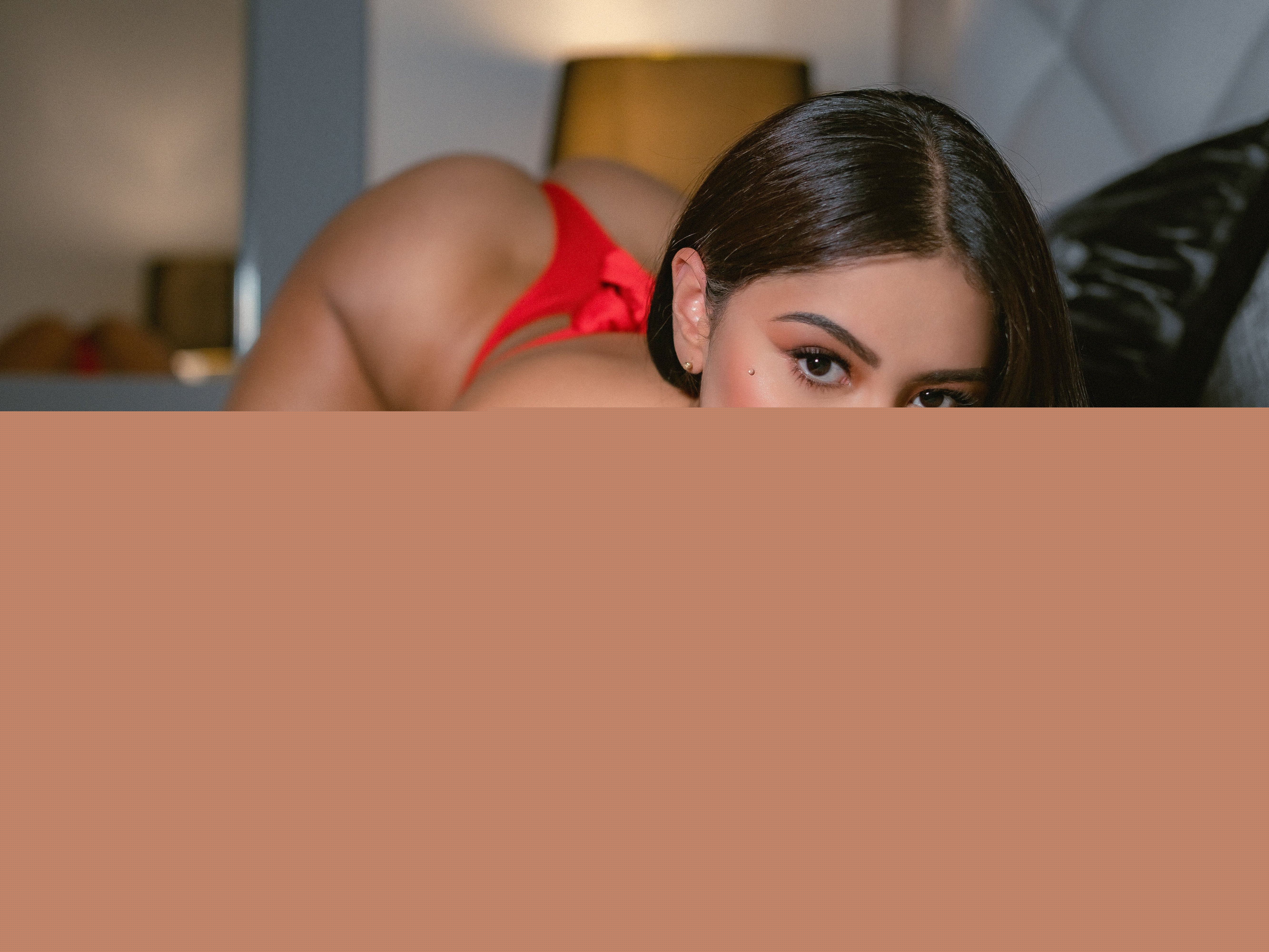 Live sex webcam photo for MaddieWhite #5957097