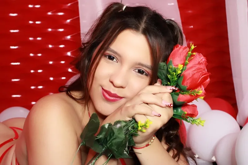 Live sex webcam photo for elsalombardi #6168903