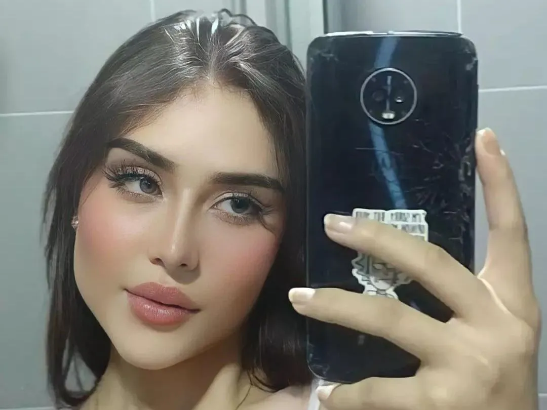 Live sex webcam photo for NoaahSmith #5783981