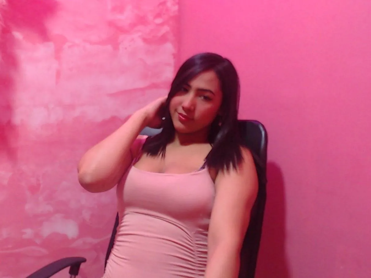 Live sex webcam photo for emyiihoney #5781582