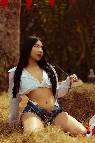 Live sex webcam photo for CatherineMathews #6324122