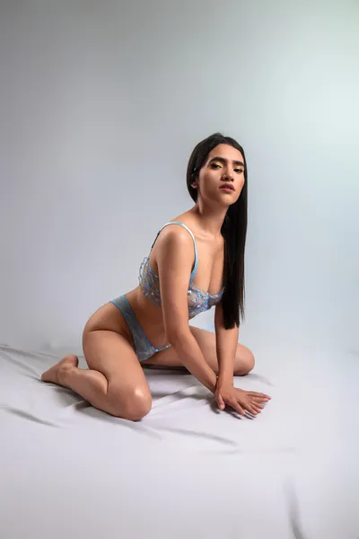 Live sex webcam photo for LENAEVERLY #6202845