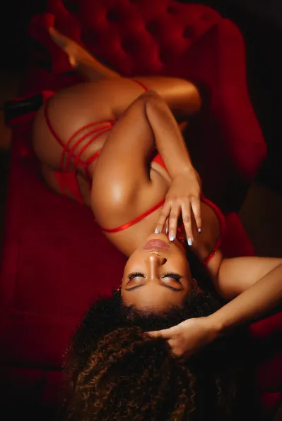 Live sex webcam photo for KylieeBrown #6227824