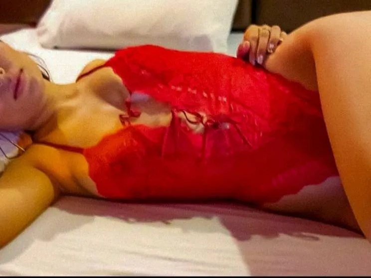 Live sex webcam photo for summerhot121 #5781147