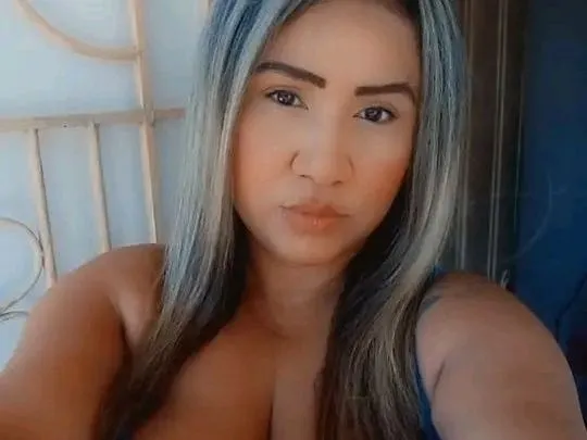 Live sex webcam photo for Carolinameloons #5786802