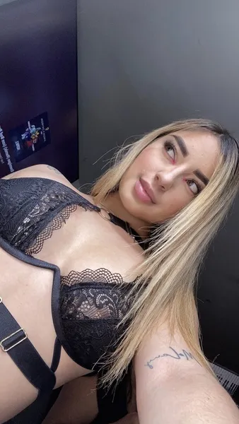 Live sex webcam photo for PamelaMeison #5905126