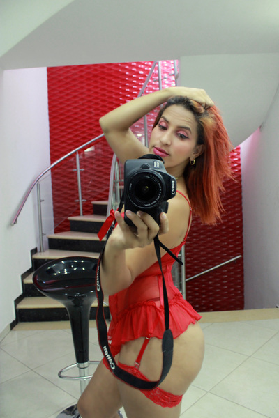 Live sex webcam photo for ChlloeParks #6057593