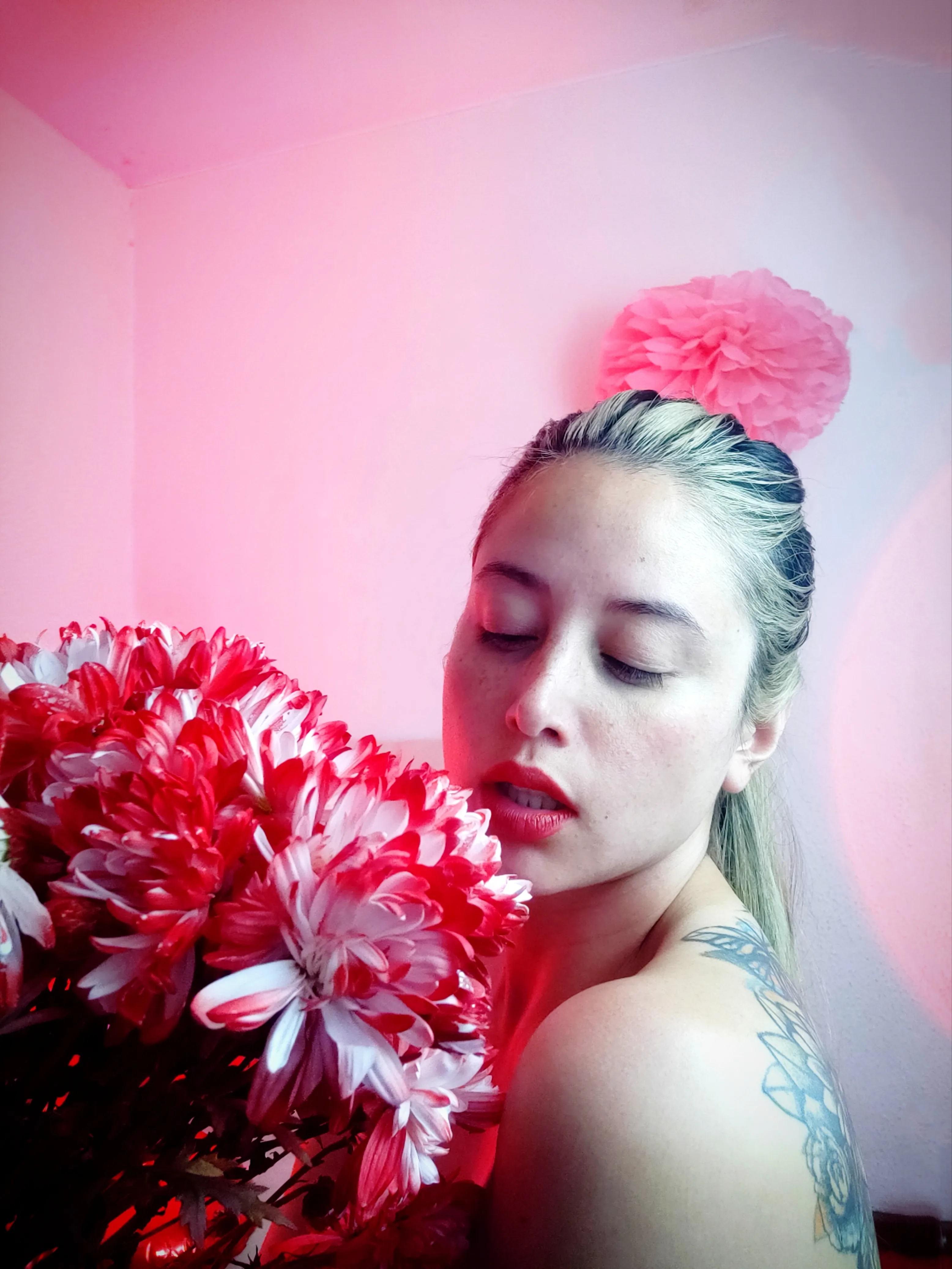 Live sex webcam photo for Allieemod19 #7363283