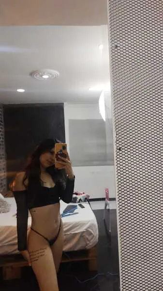 Live sex webcam photo for AliiceBlaakee #5860185