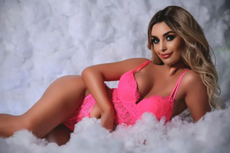 Live sex webcam photo for ReesePerkins #6046676