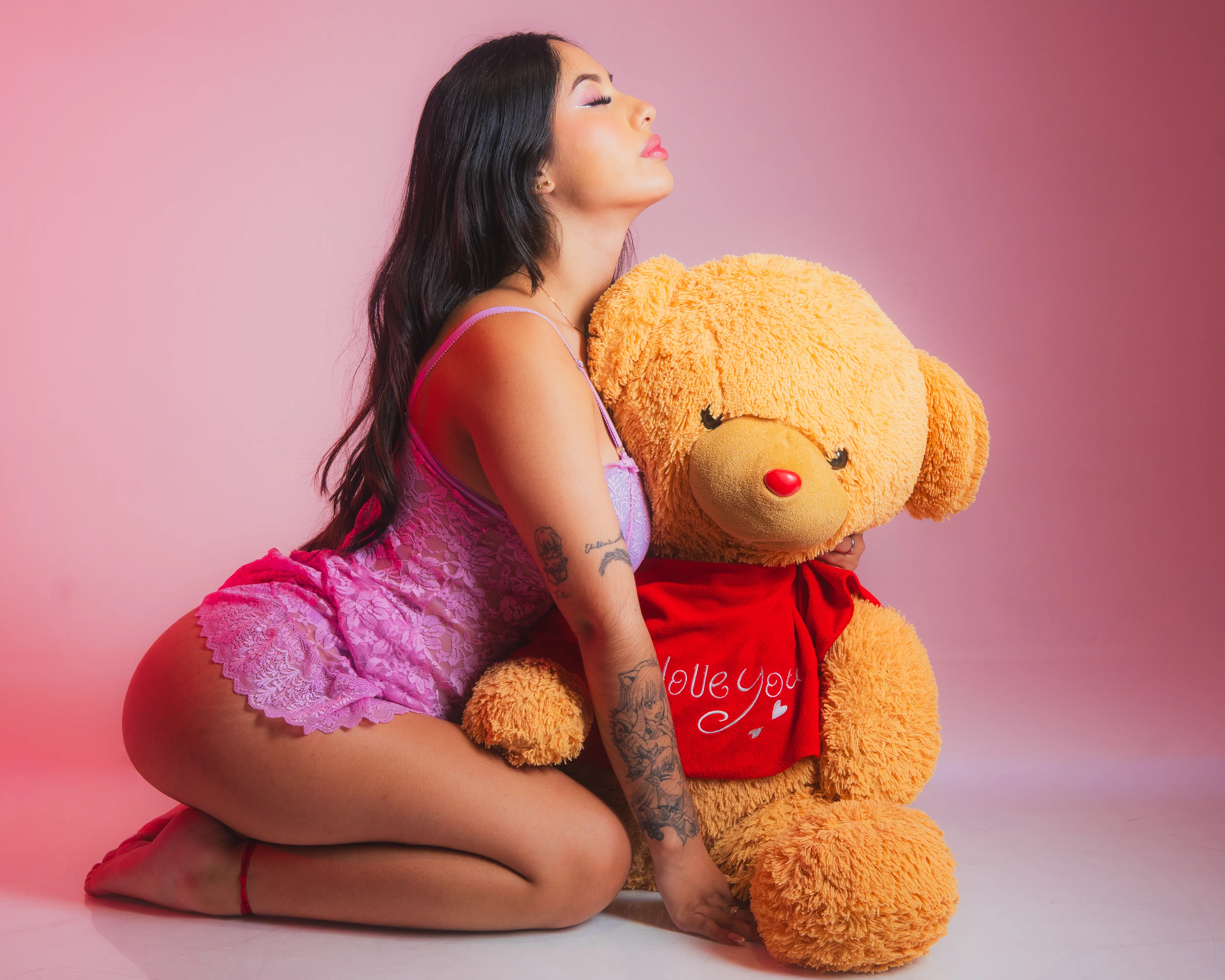 Live sex webcam photo for AbbyCoopers #8099589