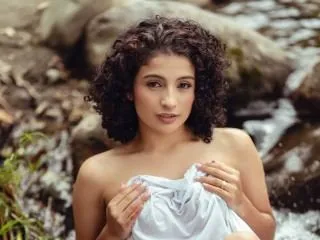 Live sex webcam photo for GeorginnaGray #6386249