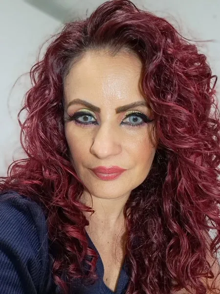 Live sex webcam photo for KarinaMolina99 #6294014