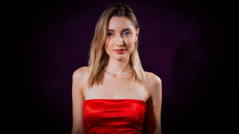 Live sex webcam photo for MonnaRoss #5901153