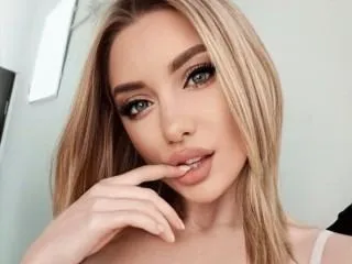 Live sex webcam photo for MonnaRoss #6215251
